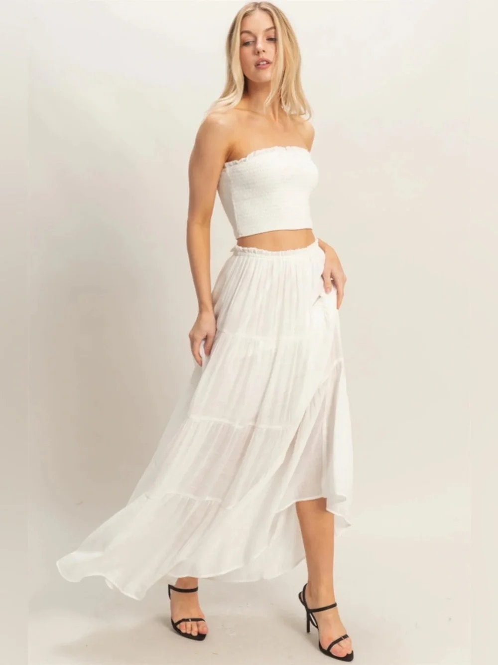 NEW HYFVE White Smocked Tube Top & Tiered Maxi Skirt Set Size Large - Picture 7 of 8